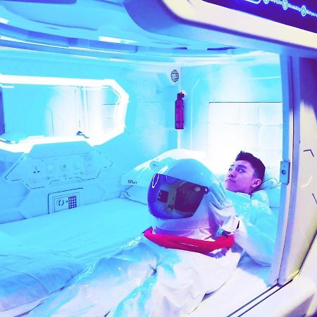סינגפור Met A Space Pod @ Boat Quay מראה חיצוני תמונה