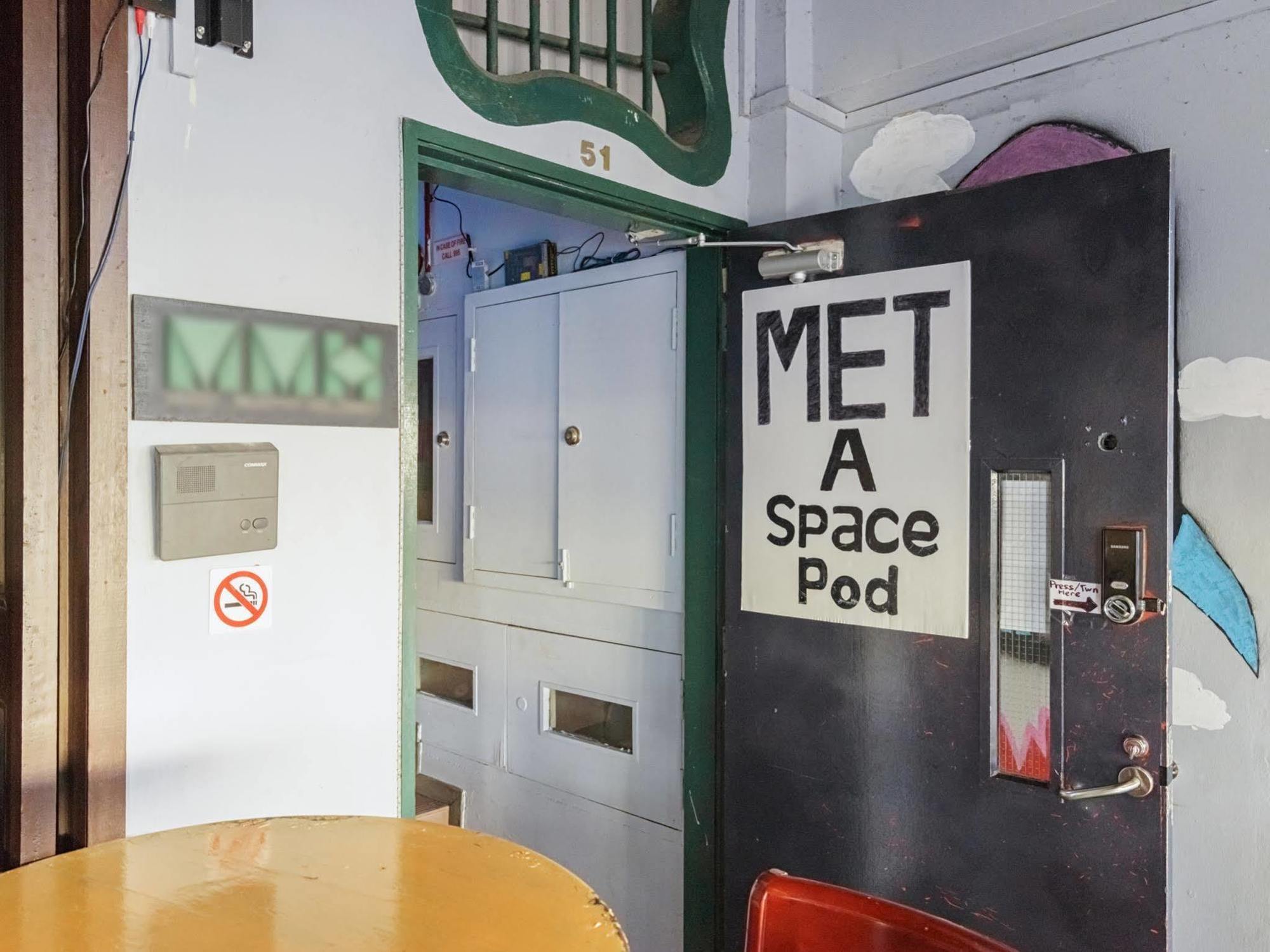 סינגפור Met A Space Pod @ Boat Quay מראה חיצוני תמונה
