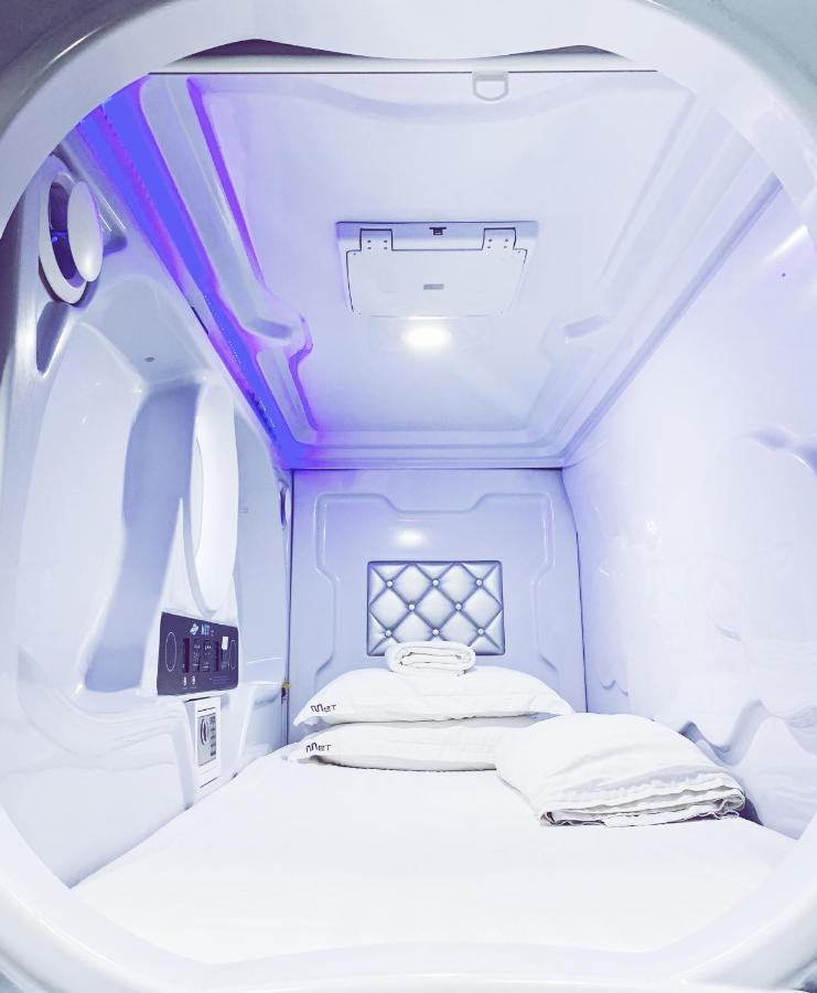 סינגפור Met A Space Pod @ Boat Quay מראה חיצוני תמונה