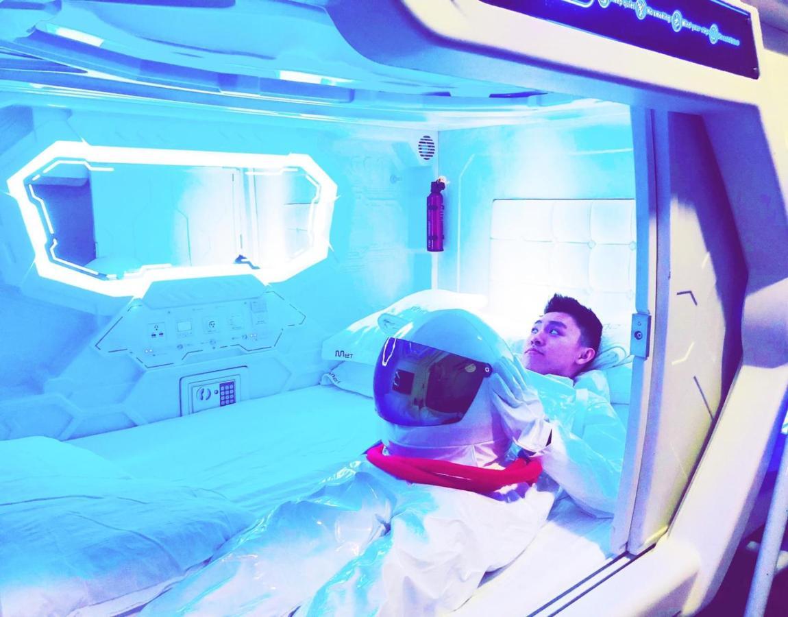 סינגפור Met A Space Pod @ Boat Quay מראה חיצוני תמונה
